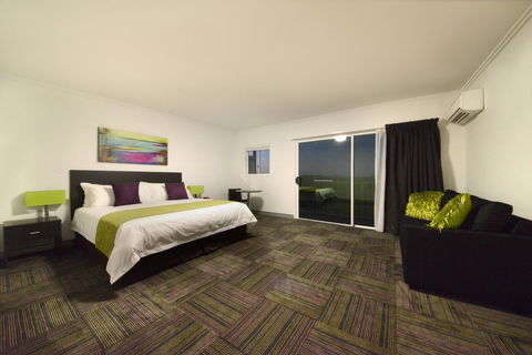 Mackay Oceanside Central Hotel Official - Perth Resorts 24