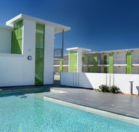 Mackay Oceanside Central Hotel - Perth Resorts