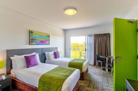 Mackay Oceanside Central Hotel Official - Perth Resorts 11