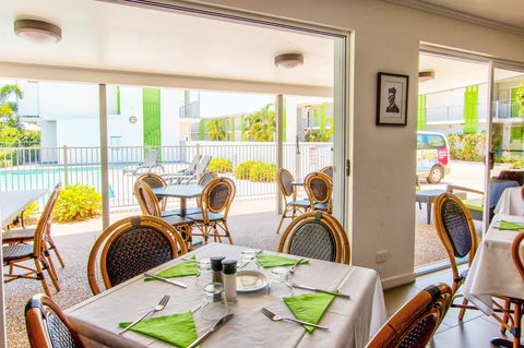Mackay Oceanside Central Hotel Official - Perth Resorts 4