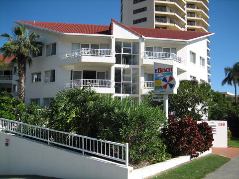 Le Beach Apartments - Perth Resorts 11