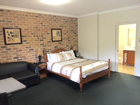 Country Gardens Motor Inn - Perth Resorts 11