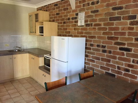 Country Gardens Motor Inn - Perth Resorts 24