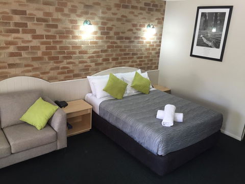 Country Gardens Motor Inn - Perth Resorts 12