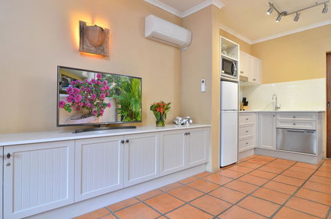 Villa San Michele (Official) - Accommodation Perth 9