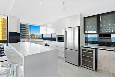 ULTIQA Beach Haven On Broadbeach - Accommodation Perth 2