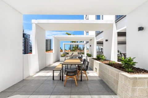 Qube Broadbeach Ocean View Apartments - Accommodation Perth 5
