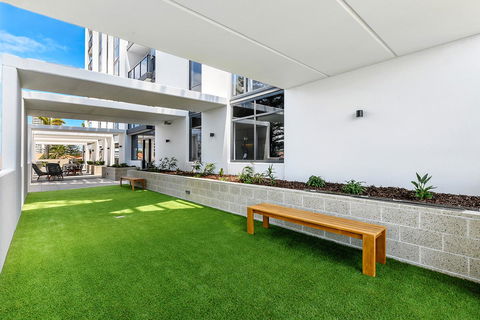 Qube Broadbeach Ocean View Apartments - Accommodation Perth 3