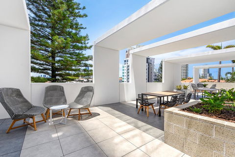 Qube Broadbeach Ocean View Apartments - Accommodation Perth 4