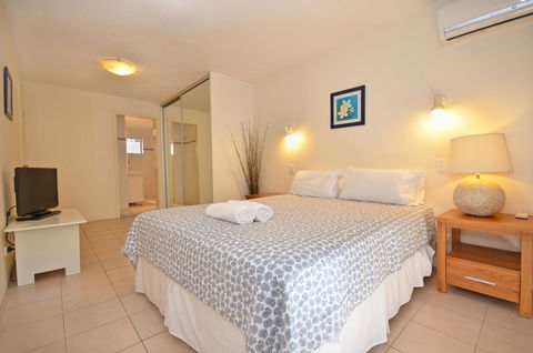 Raintrees Moffat Beach - Accommodation Perth 15