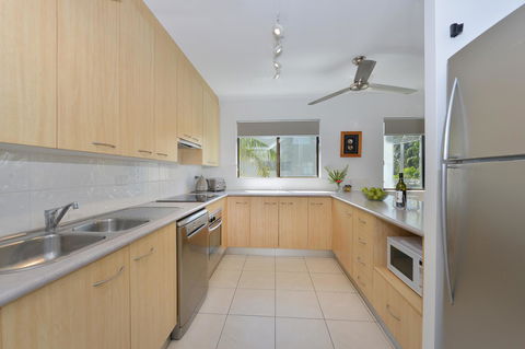 Seascape Holidays - Tropical Reef Apartments - Accommodation Perth 10