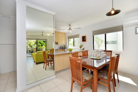 Seascape Holidays - Tropical Reef Apartments - Accommodation Perth 11
