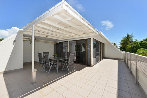 Seascape Holidays - Tropical Reef Apartments - Accommodation Perth 4