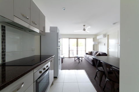 Rockhampton Serviced Apartments - Perth Resorts 10
