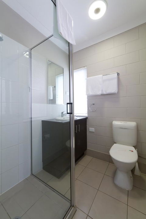 Rockhampton Serviced Apartments - Perth Resorts 8