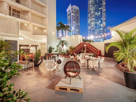 Novotel Surfers Paradise - Accommodation Perth 0