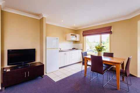 Ambassador On Ruthven - Accommodation Perth 27