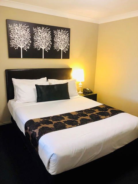Ambassador On Ruthven - Accommodation Perth 38