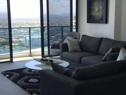 Luxury 3 Bedroom In Heart Of Broadbeach - Accommodation Perth 21
