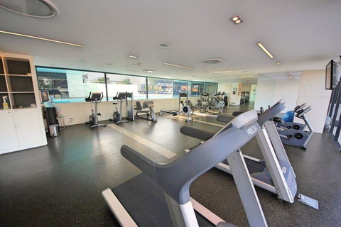 Luxury 3 Bedroom In Heart Of Broadbeach - Accommodation Perth 9