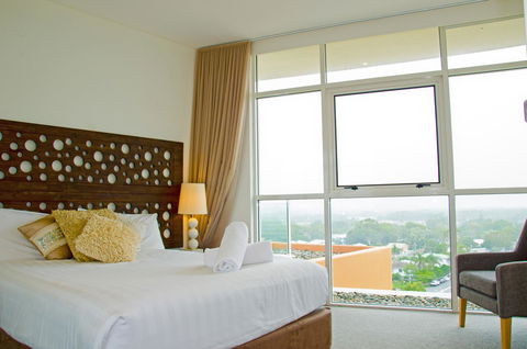 Kirra Surf Apartments - Accommodation Perth 8