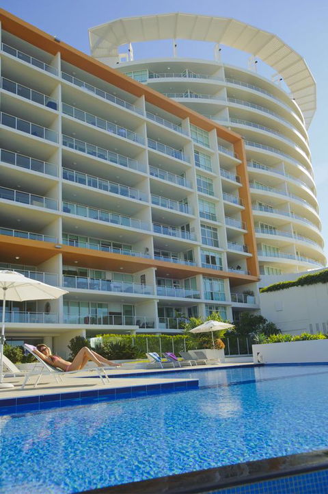 Kirra Surf Apartments - Accommodation Perth 18