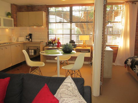 Powerhouse Apartments - Accommodation Perth 10