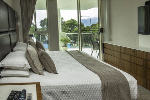 Waters Edge Apartment Cairns - Accommodation Perth 3