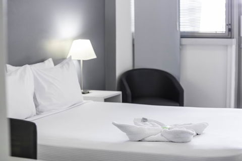 George Williams Hotel - Perth Resorts 13