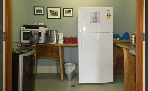 Allumbah Pocket Cottages - Perth Resorts 39