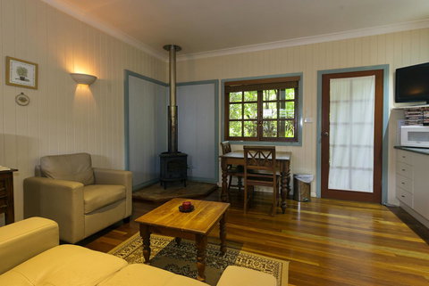 Allumbah Pocket Cottages - Perth Resorts 30