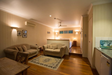 Allumbah Pocket Cottages - Perth Resorts 12