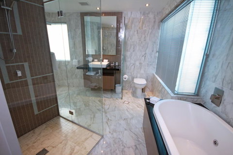 Oceans Mooloolaba - Accommodation Perth 32