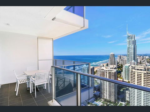 H Star Residences-- Paradise Stayz - Perth Resorts 18