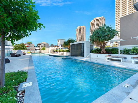 H Star Residences-- Paradise Stayz - Perth Resorts 25