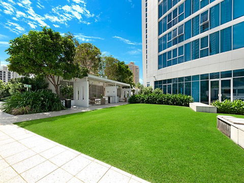 H Star Residences-- Paradise Stayz - Perth Resorts 24