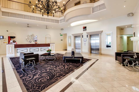 Central Cosmo Apartment Hotel - Accommodation Perth 3