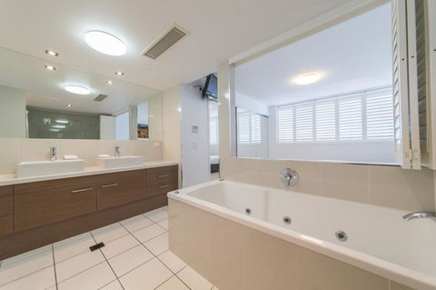 Echelon Apartments Yeppoon - Accommodation Perth 9