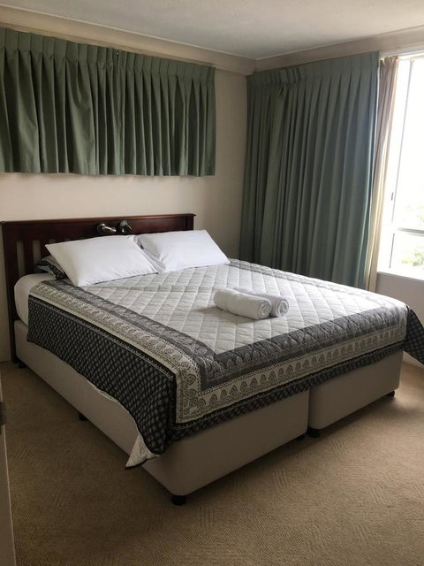 Burleigh Beach Tower - Perth Resorts 0