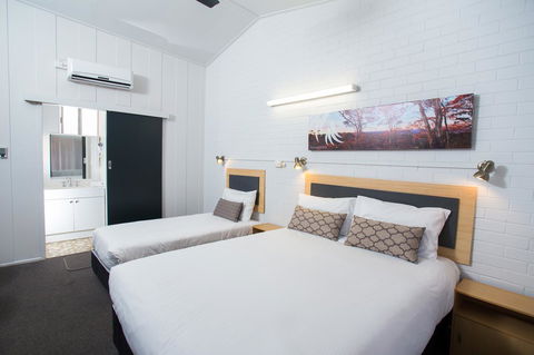 Downs Motel - Perth Resorts 30