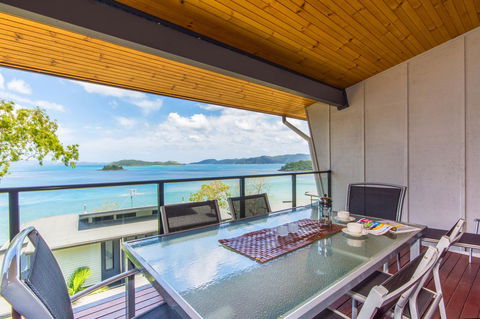 Shorelines Apartments On Hamilton Island By HIHA - Accommodation Perth 1
