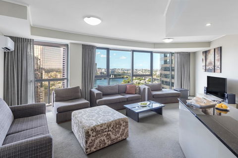 Oaks Brisbane On Felix Suites - Accommodation Perth 0