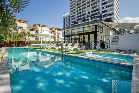 Ultra Broadbeach - Accommodation Perth 4