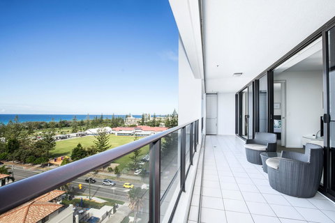 Ultra Broadbeach - Accommodation Perth 41