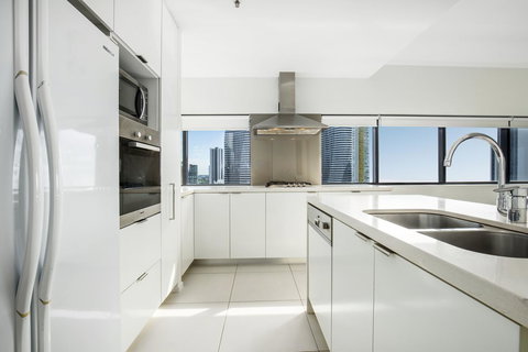 Ultra Broadbeach - Accommodation Perth 31