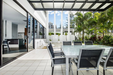Ultra Broadbeach - Accommodation Perth 26