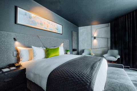 Eatons Hill Hotel - Accommodation Perth 3