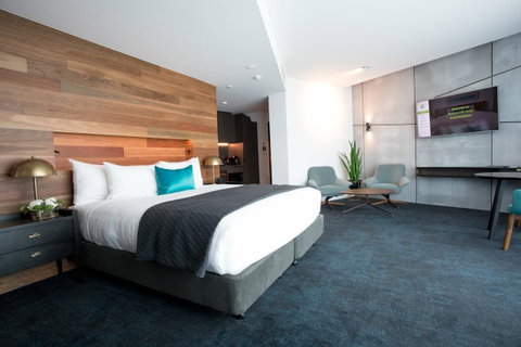 Eatons Hill Hotel - Accommodation Perth 35