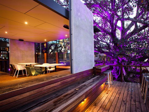 Eatons Hill Hotel - Accommodation Perth 37