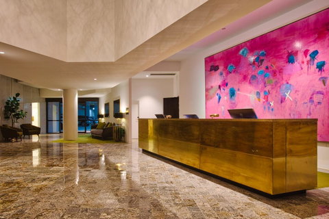 Eatons Hill Hotel - Accommodation Perth 0